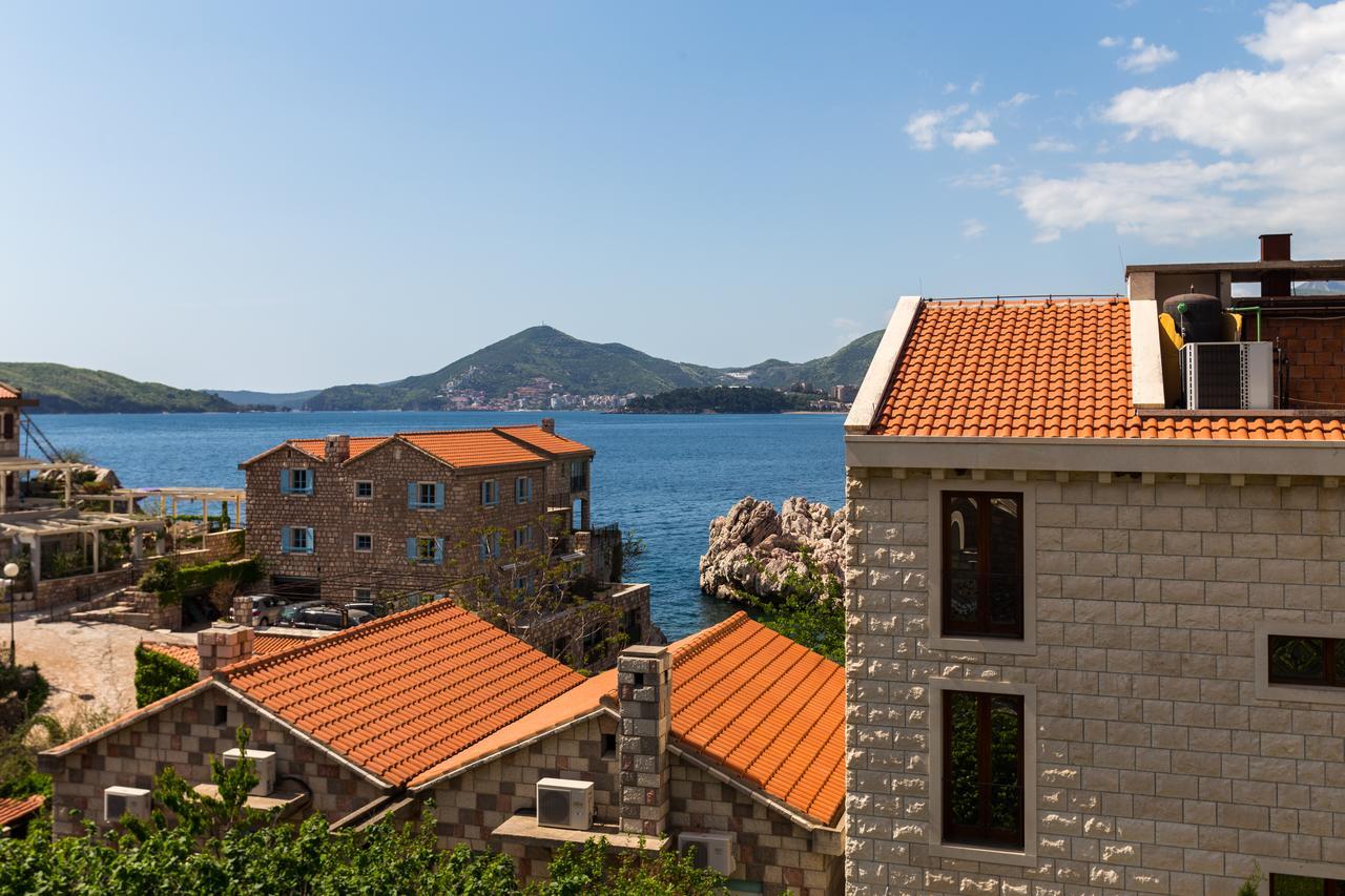 Apartments Varja Sveti Stefan Esterno foto