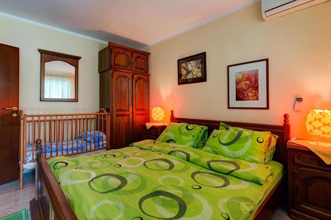 Apartments Varja Sveti Stefan Esterno foto